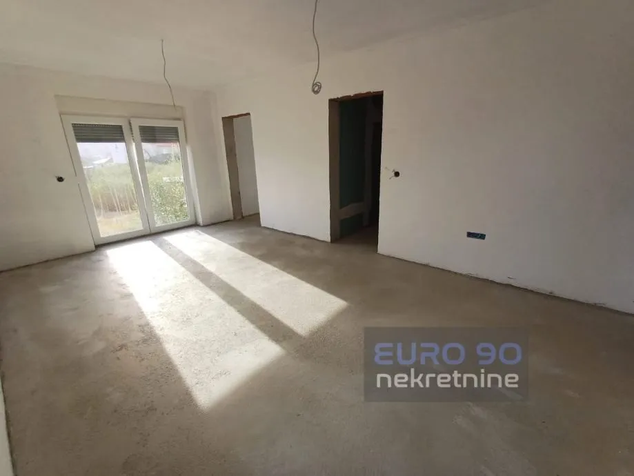 pag- samostojeća kuća sa četiri apartmana, pogled na more !!! - slika 15