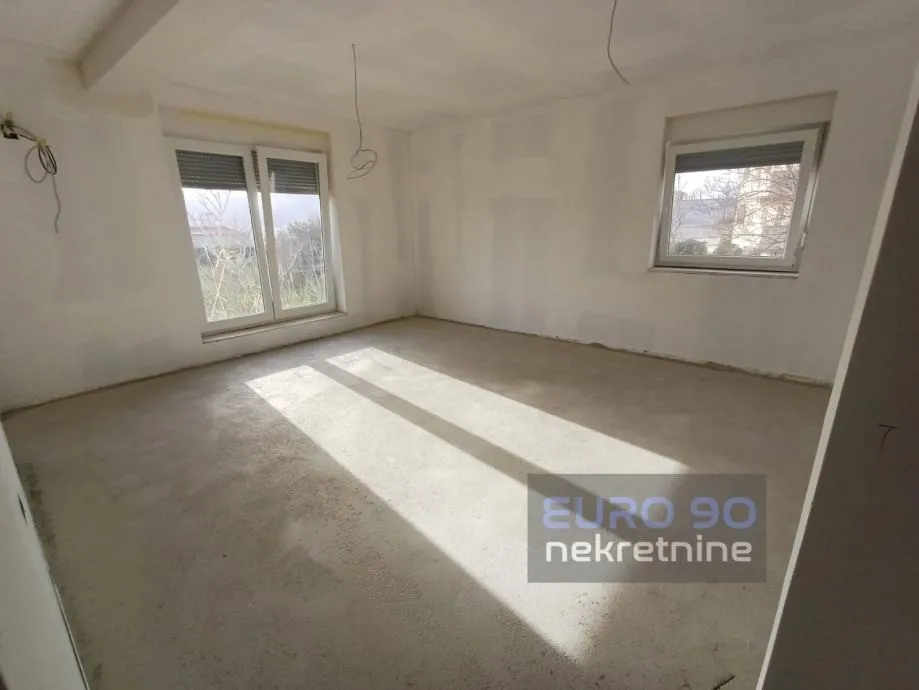 pag- samostojeća kuća sa četiri apartmana, pogled na more !!! - slika 17