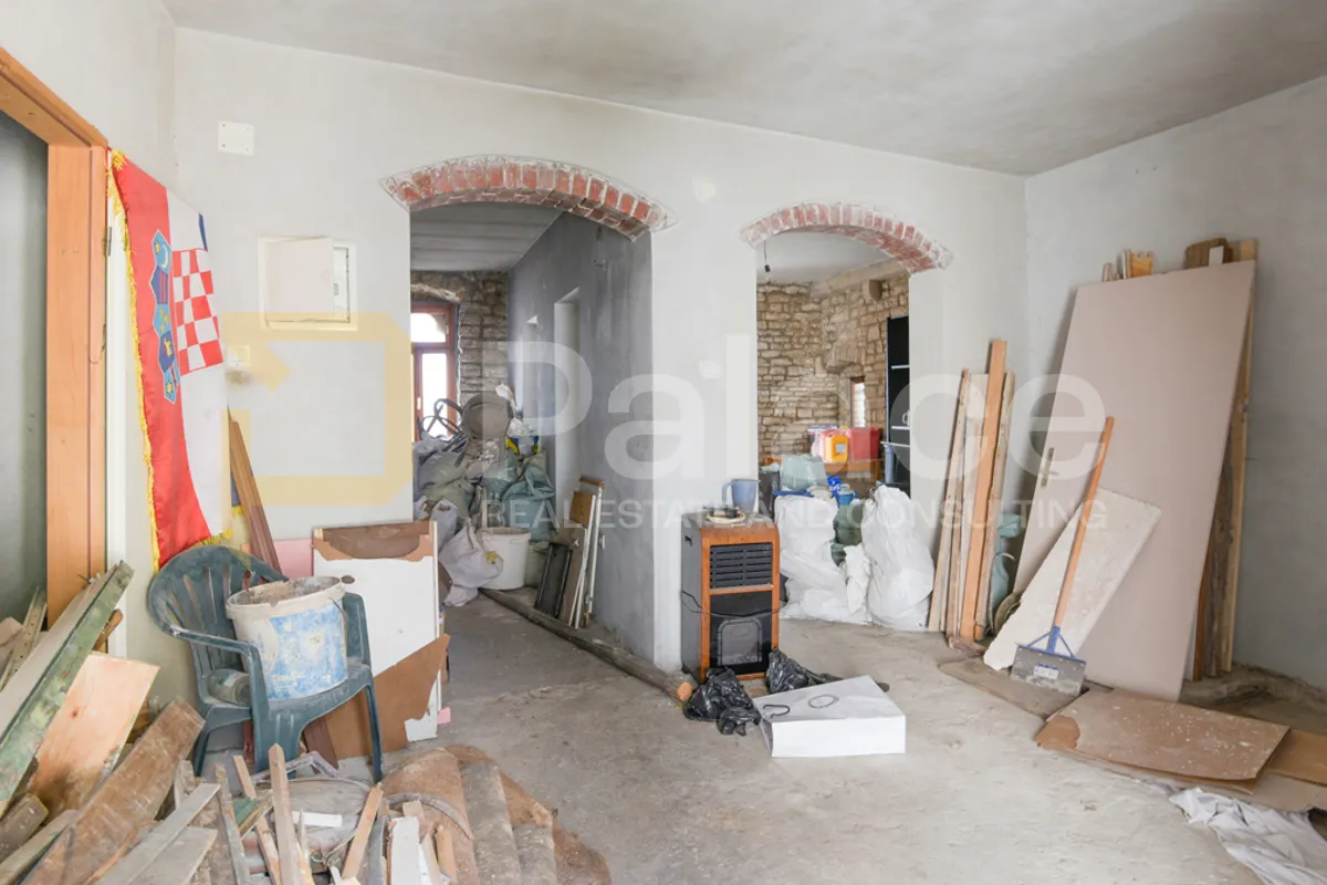 kamena kuća na 3 etaže u srcu staroga šibenika, kulturno dobro, 150 m2 - slika 8
