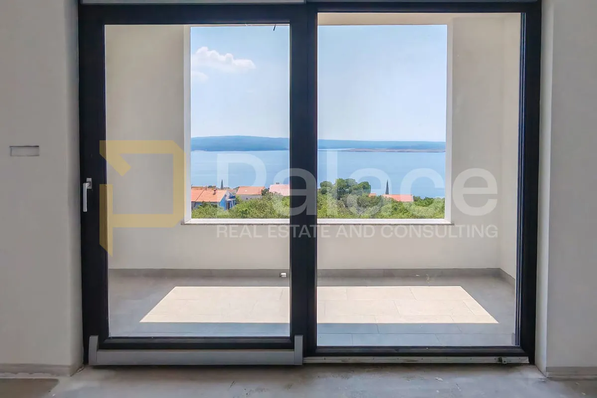 prostran dvoetažni stan s lođom i terasom u dramlju, 84 m² - slika 3