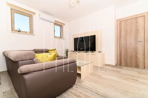 ultramoderna elegantna kuća : okrug gornji, 210.00 m² - slika 16