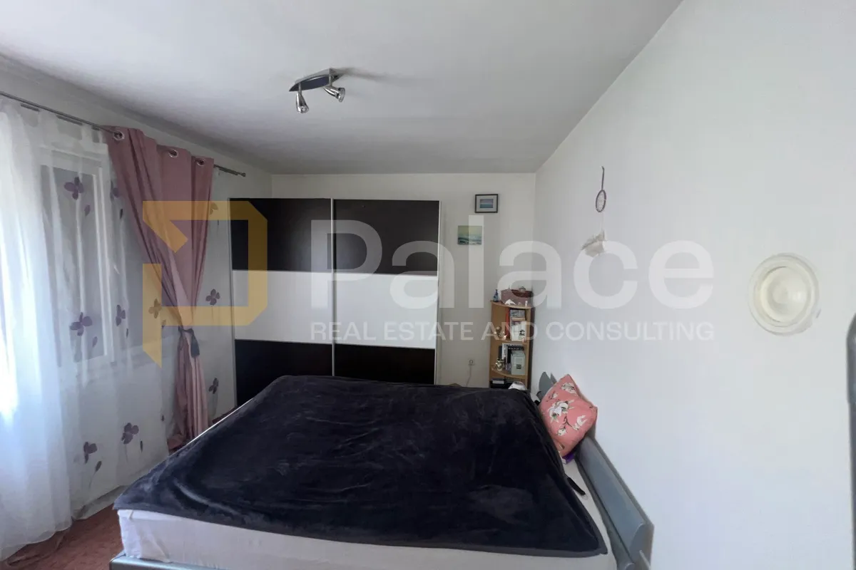 zagreb - dubec: kuća sa okućnicom i garažom 230 m2 - slika 11