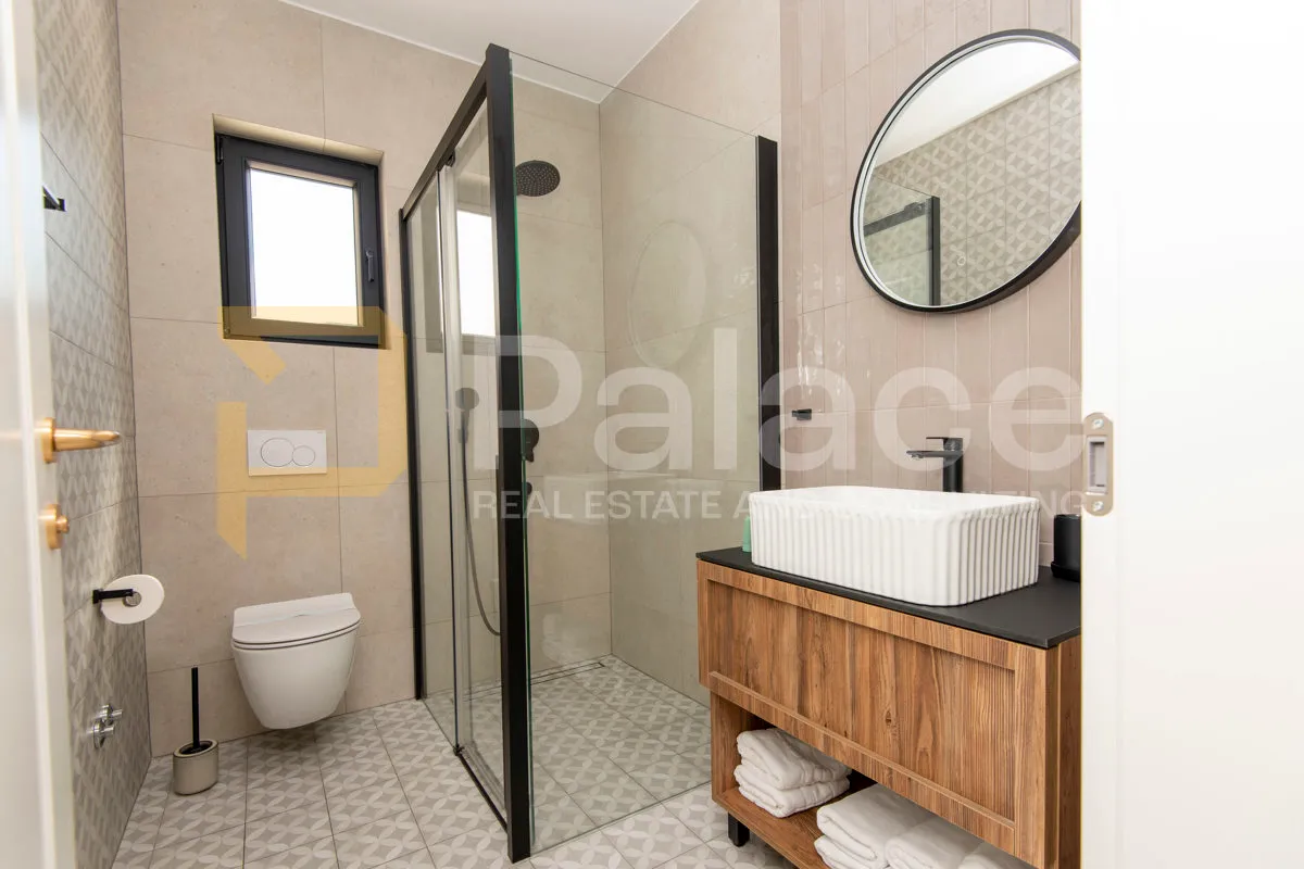 luksuzna vila 210m2 - prvi red do jezera - bilice - slika 15