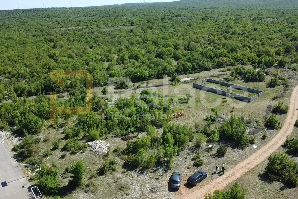 pridraga : građevinsko zemljište 429 m2 - slika 5