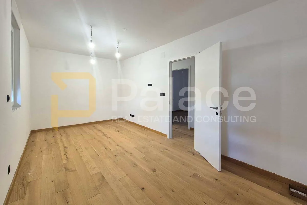 sveta nedjelja luksuzni stan 214m2, s prekrasnim vrtom i sjenicom - slika 8