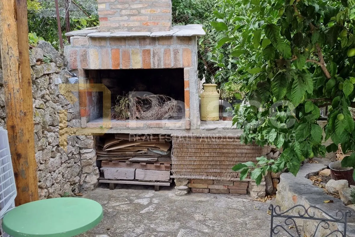 predivna kamena kuća iz 17. stoljeća u centru starog grada visa - slika 24