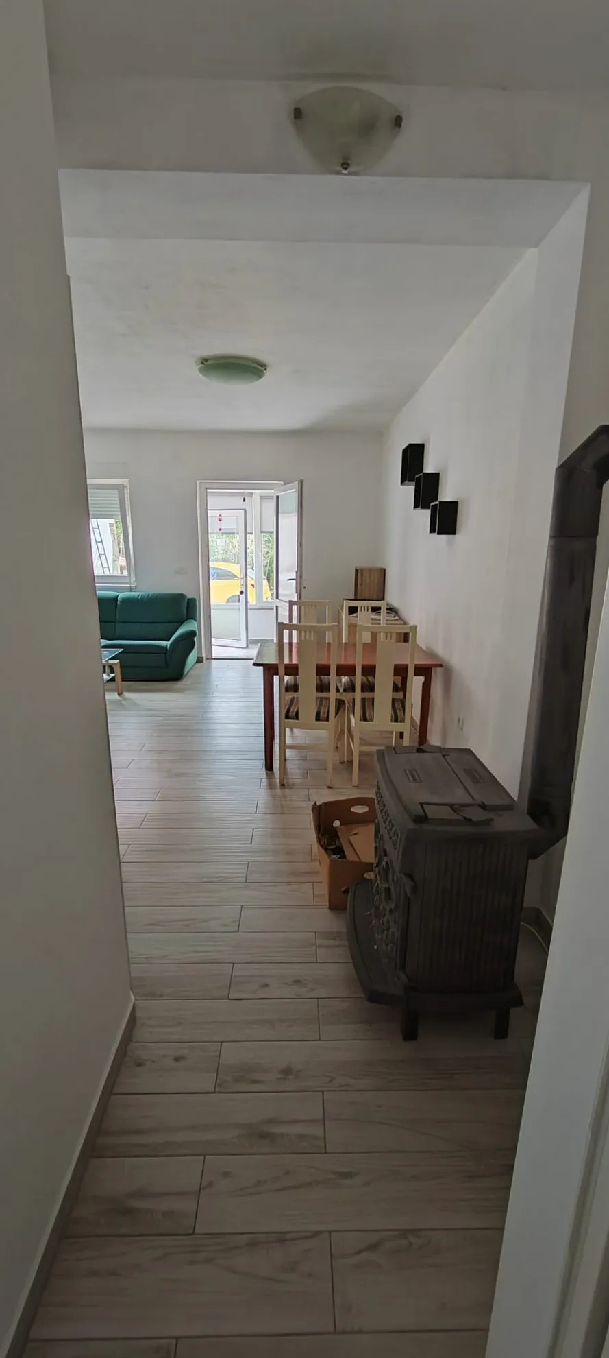 stan u prizemlju 80m2, s okućnicom i montažnom kućicom 40m2, brešca - slika 2