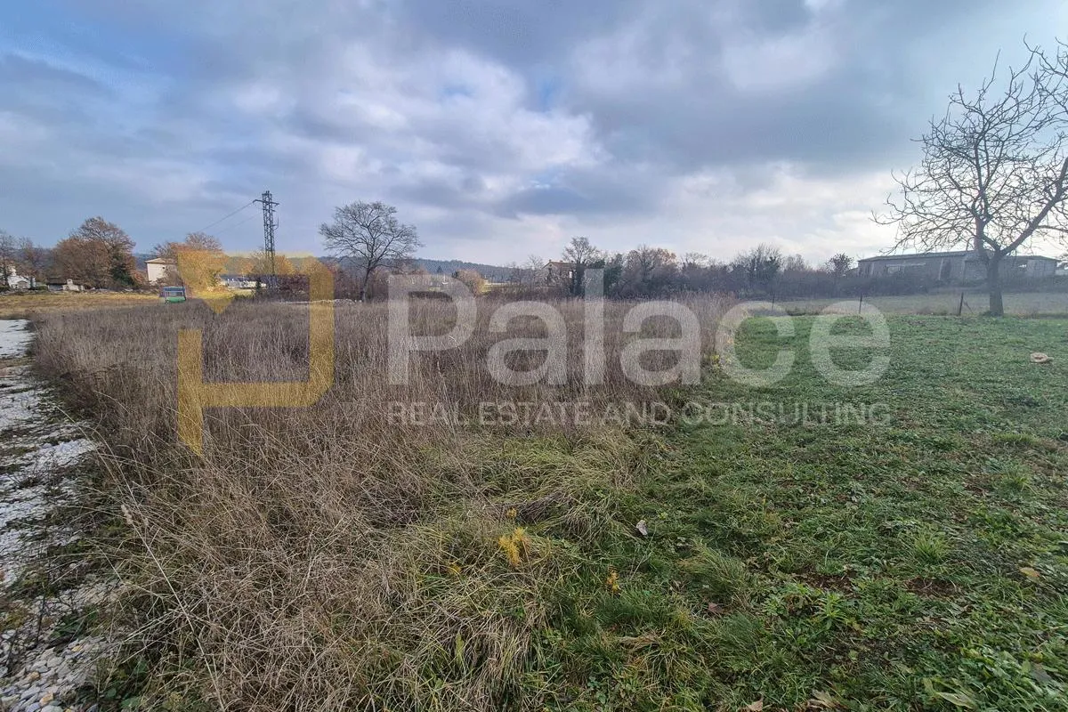 atraktivno građevinsko zemljište 1059 m² u mirnom tinjanu - slika 8