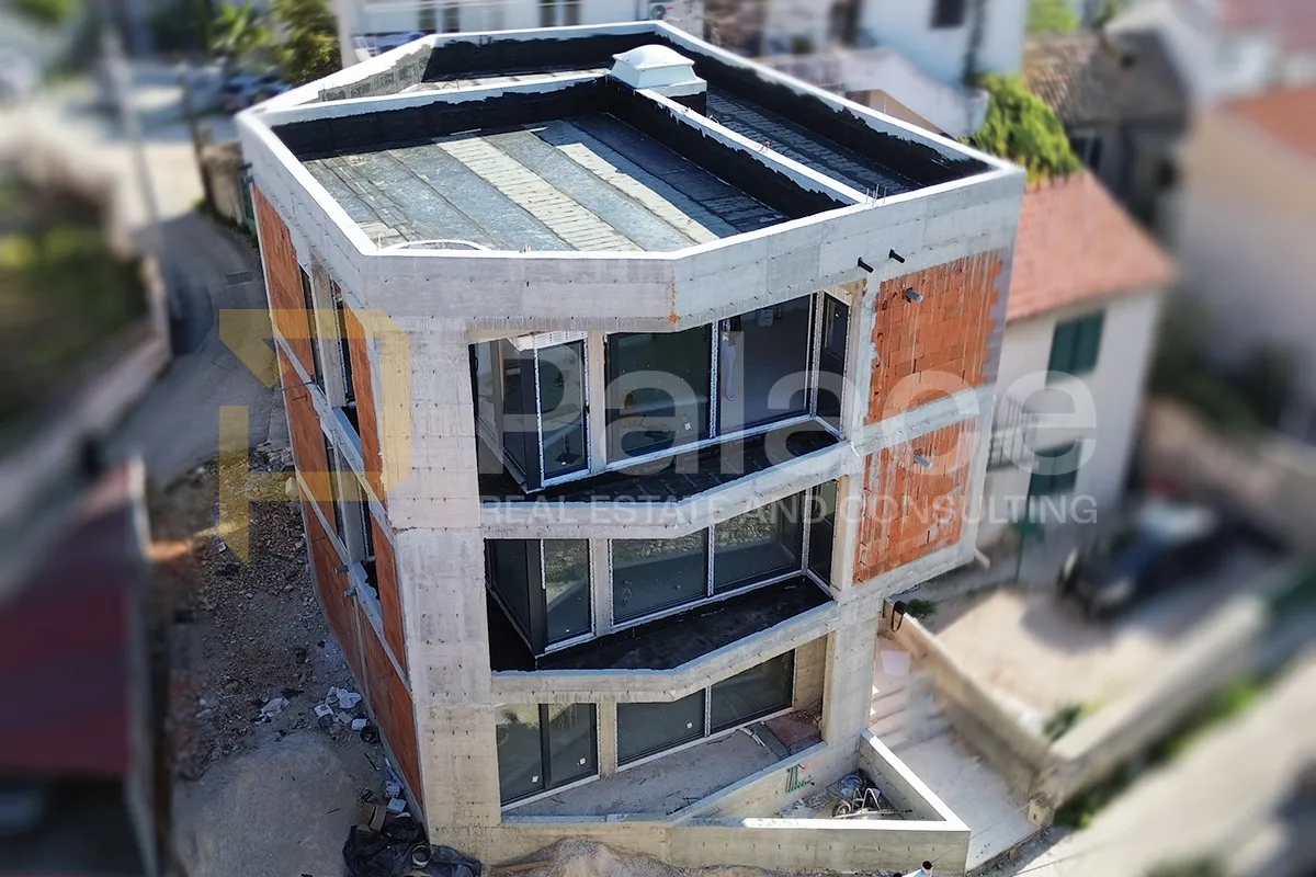 novogradnja predivnog pogleda u samom centru šibenika - slika 2
