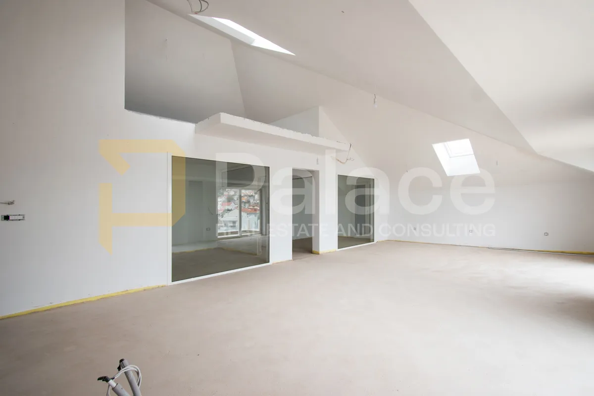 luksuzni penthouse na jedinstvenoj lokaciji u šibeniku sa spektakularnim pogledom na grad - slika 20