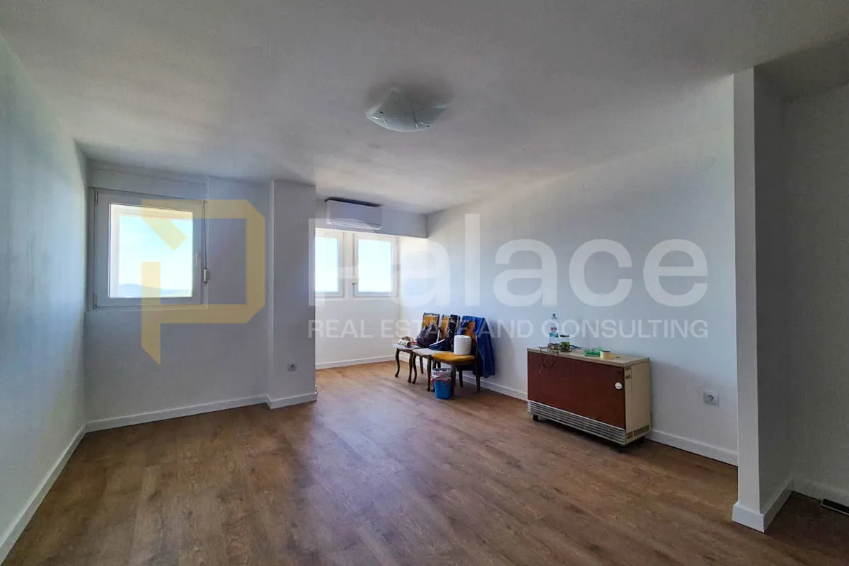 dvosoban renovirani stan na baldekinu, šibenik, 62 m2 - slika 10