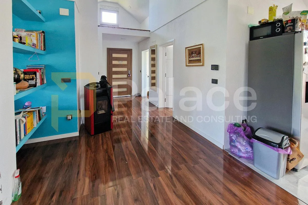 prodaja – kuća s dva stana, trnava, zagreb - slika 11