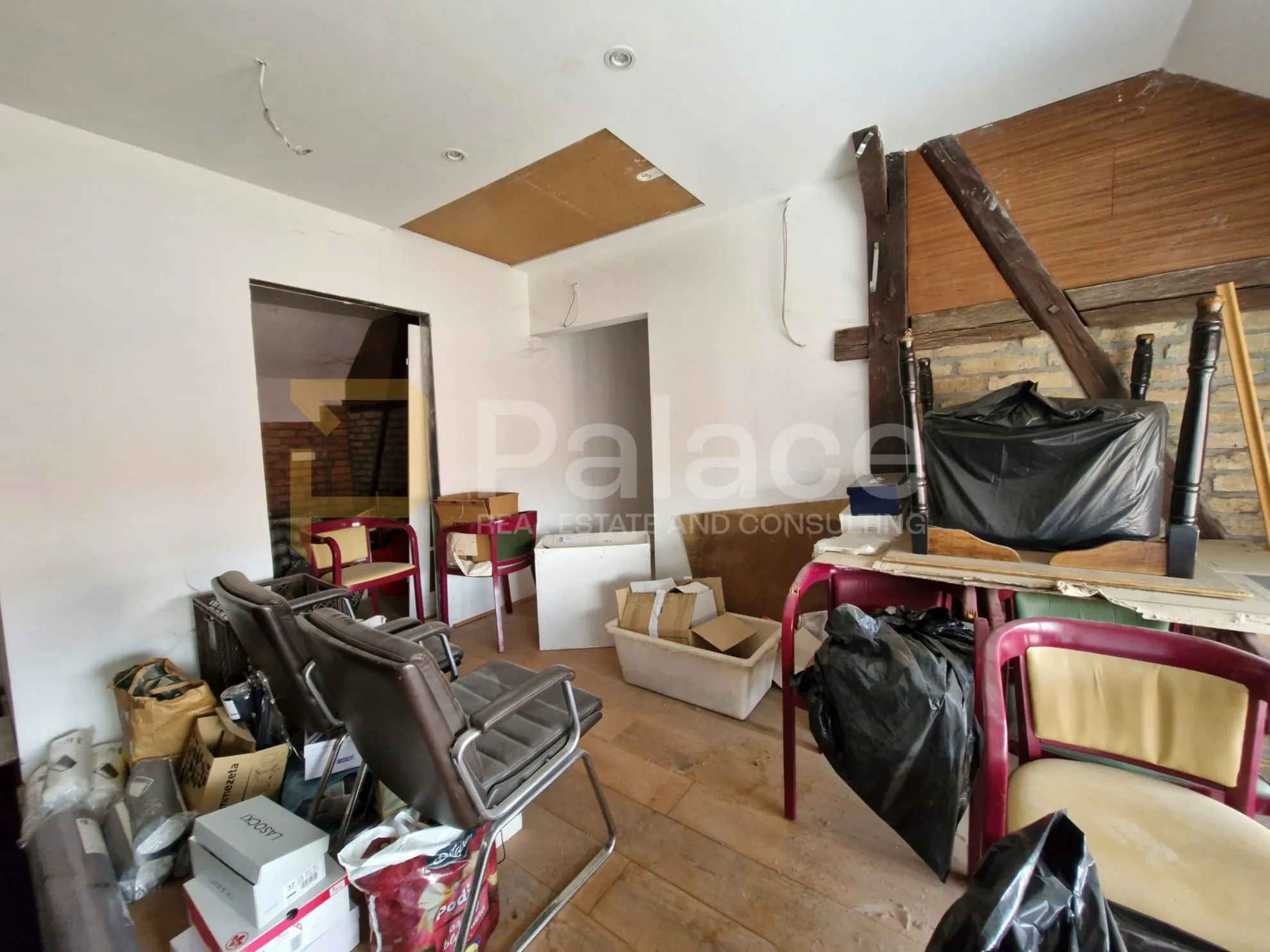 poslovna zgrada i dio hostela sa 13 soba, nova gradiška - slika 17