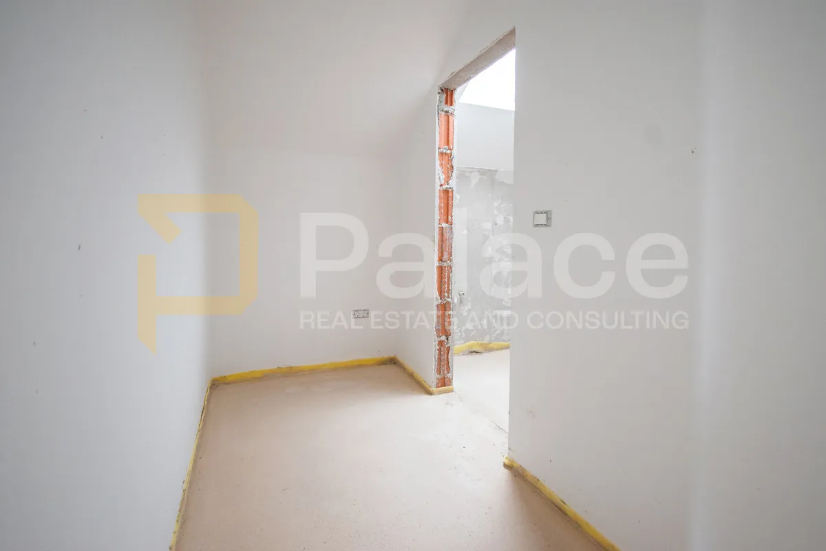 luksuzni penthouse na jedinstvenoj lokaciji u šibeniku sa spektakularnim pogledom na grad - slika 21