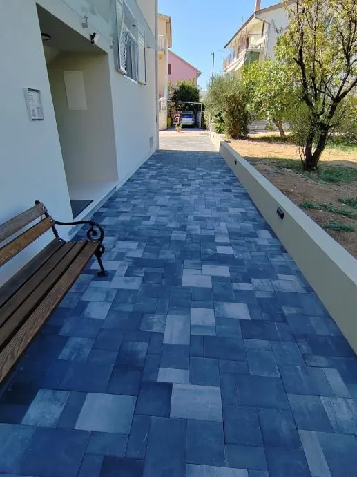 moderna novoizgrađena kuća, kaštel štafilić - slika 2