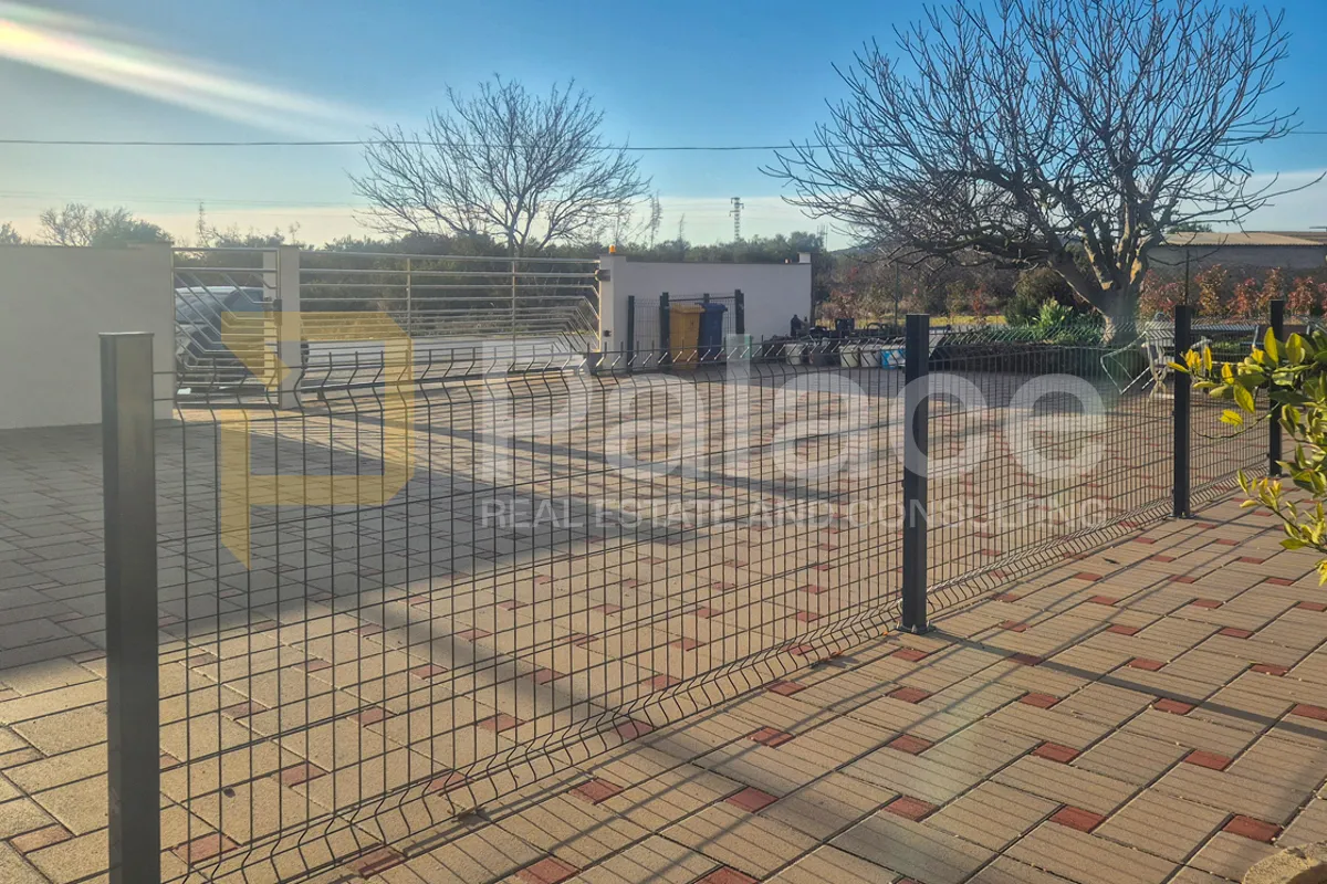 prilika poslovni prostor-garaža sa stanom opcionalno, stankovci 140 m2 - slika 3