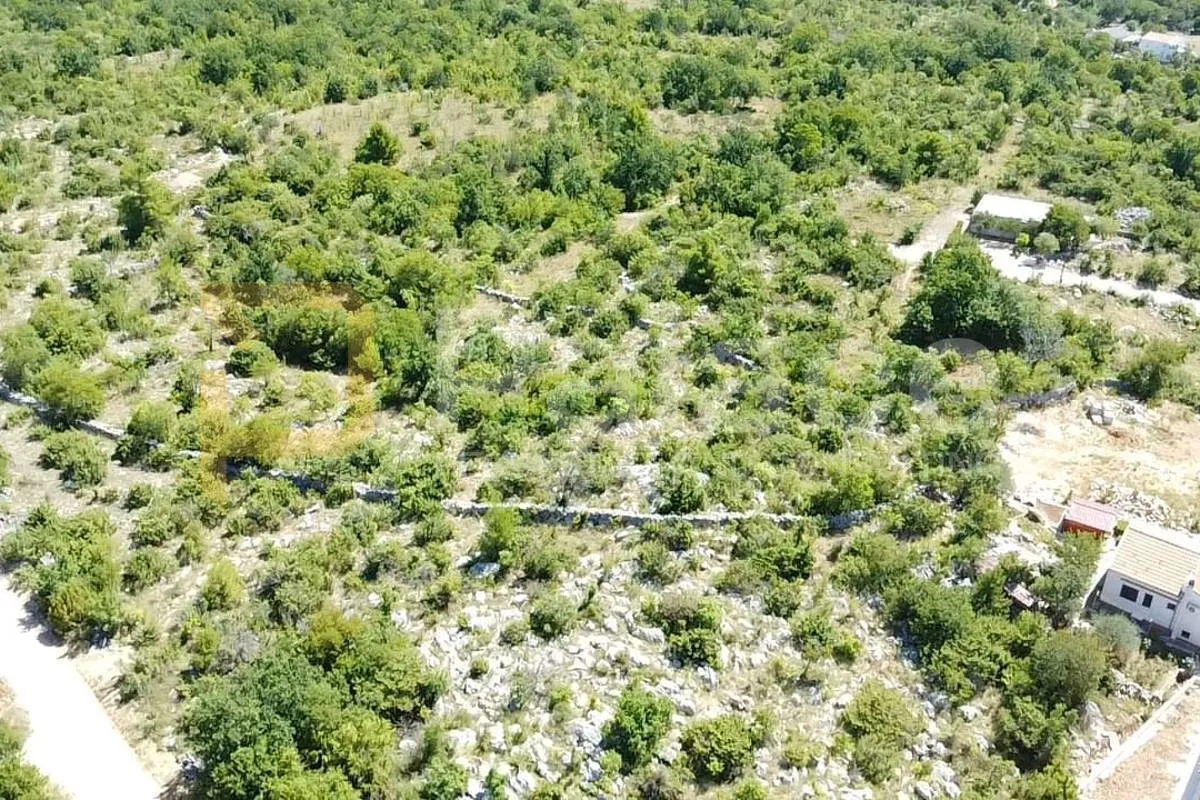 starigrad : građevinsko zemljište 400 m2 - slika 3
