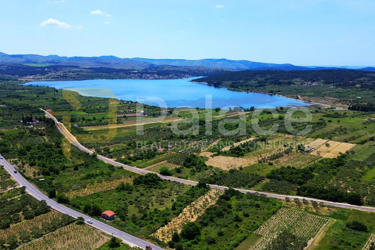 prodaja vinograda 1.470m2 - donje polje - slika 9