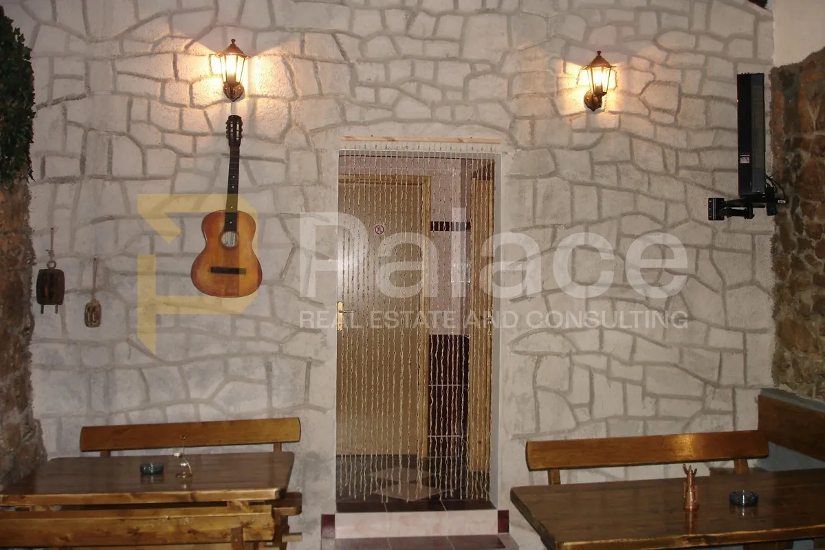 kamena kuća sa renovaciju s funkcionalnim restoranom - slika 3