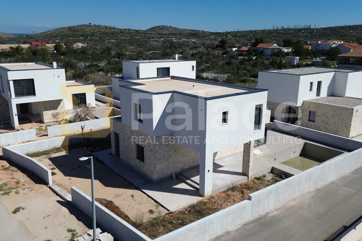 moderna luksuzna vila s bazenom i fotonaponskom elektranom, s3- zaton - slika 3