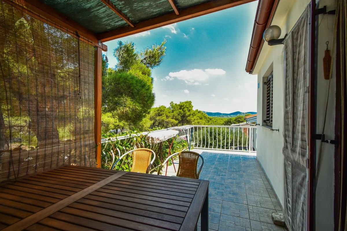 kuća sa dva stana i bazenom, pirovac, 100 m2 - slika 6