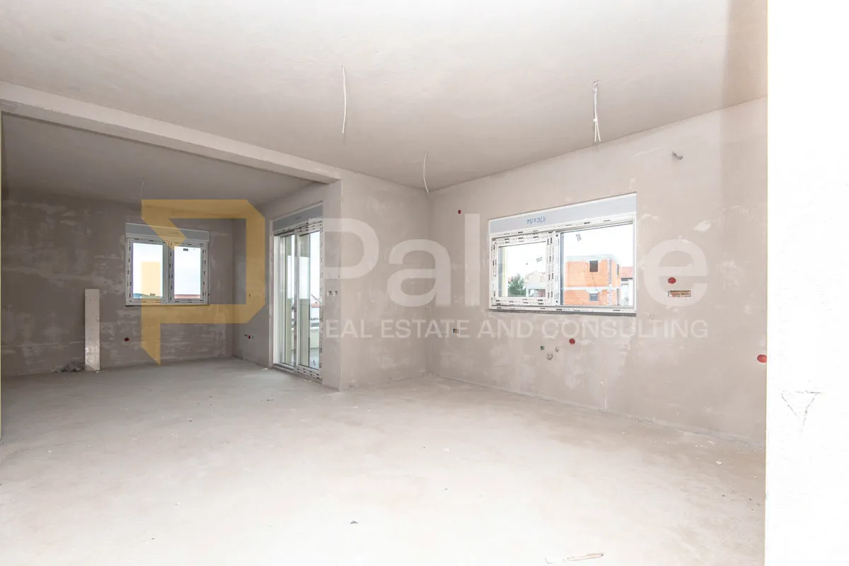 trosoban stan u novogradnji s pogledom na more 2.kat - vodice 87m2 - slika 11