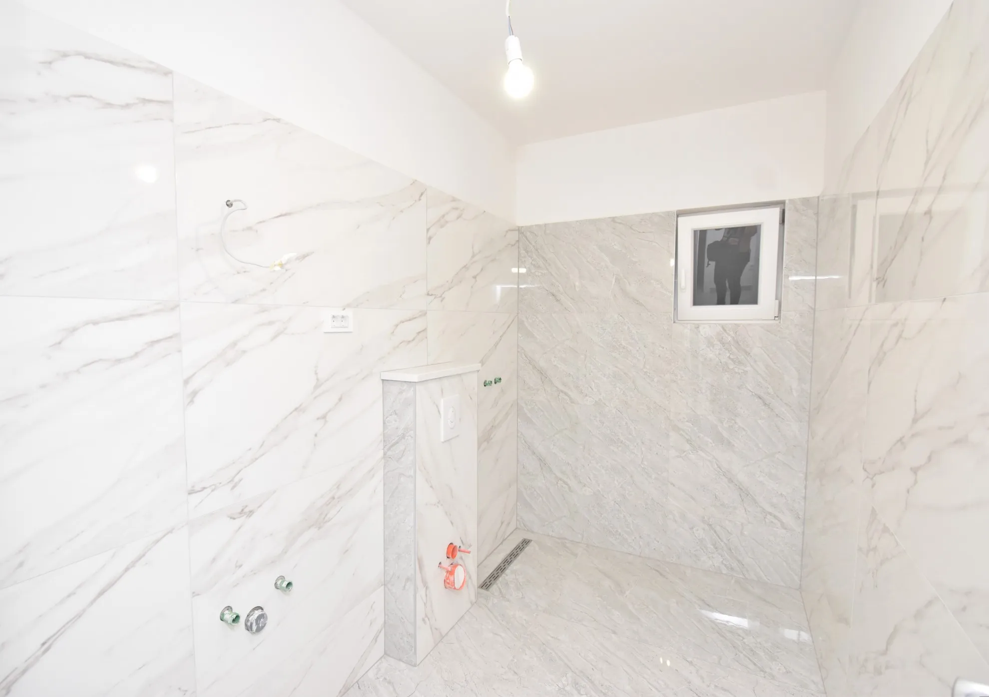 samostojeća nova kuća s bazenom i dvorištem, vodice, 319 m2 - slika 11