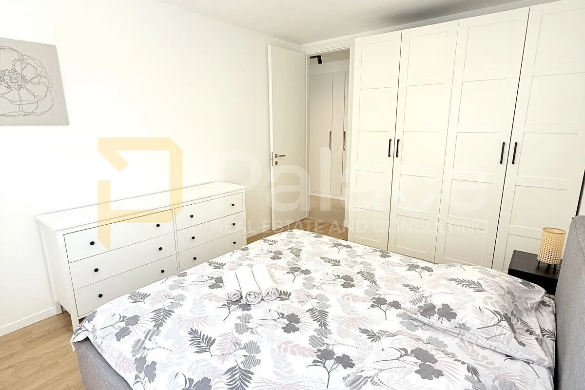 potpuno namješten trosoban stan 62m2 višnjik - slika 9