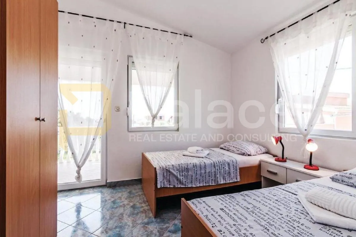 vir : apartmanska kuća 90 metara od mora - slika 5
