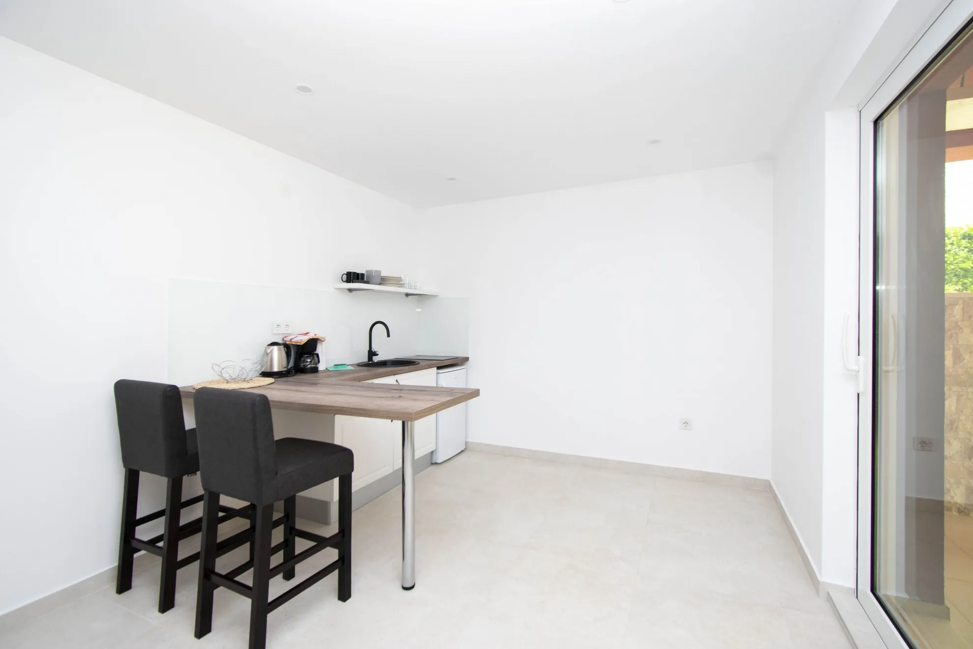 moderno opremljena vila s bazenom, 350 m2, žaborić - slika 9