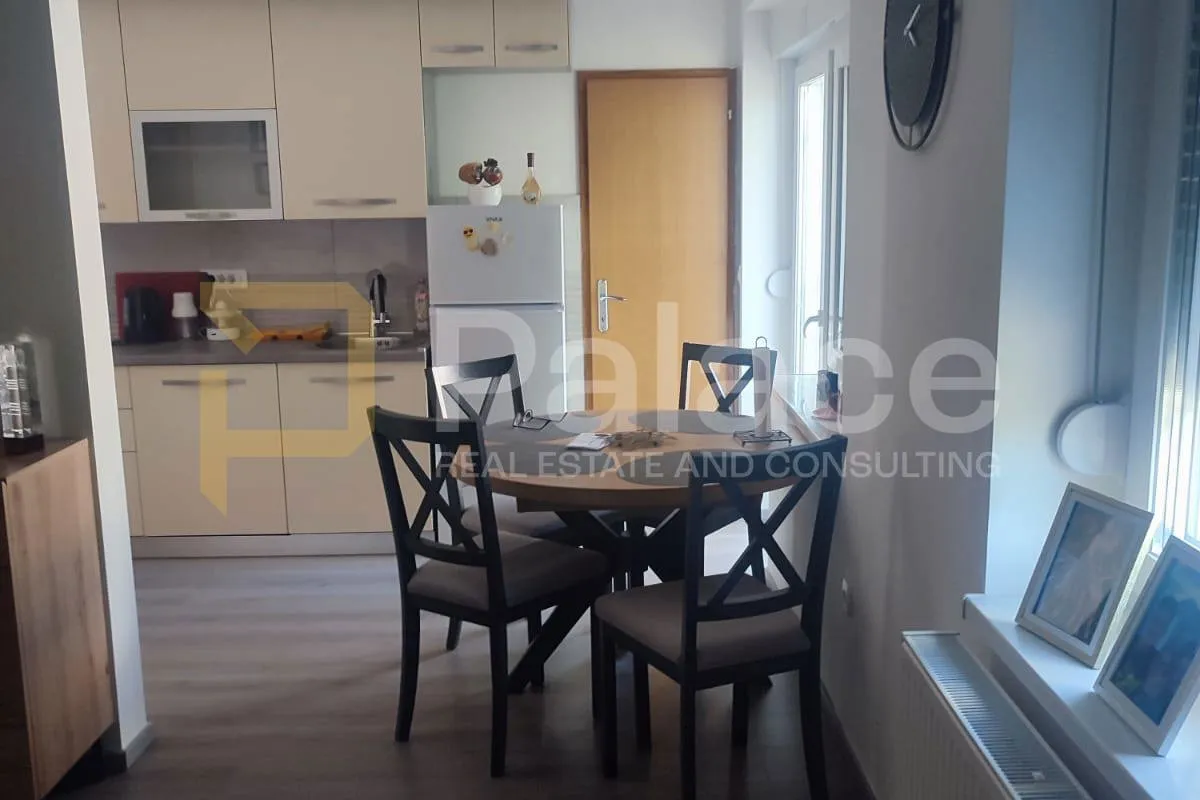 urije, stan 53 m² – 3. kat, kompletno renoviran - slika 10