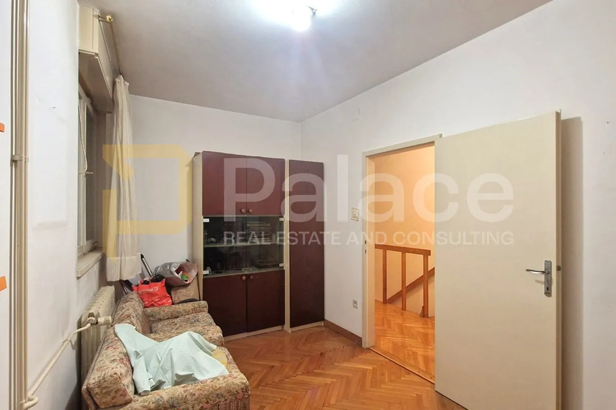 prilika: dvoetažan komforan stan u centru šibenika, 102 m2 - slika 15