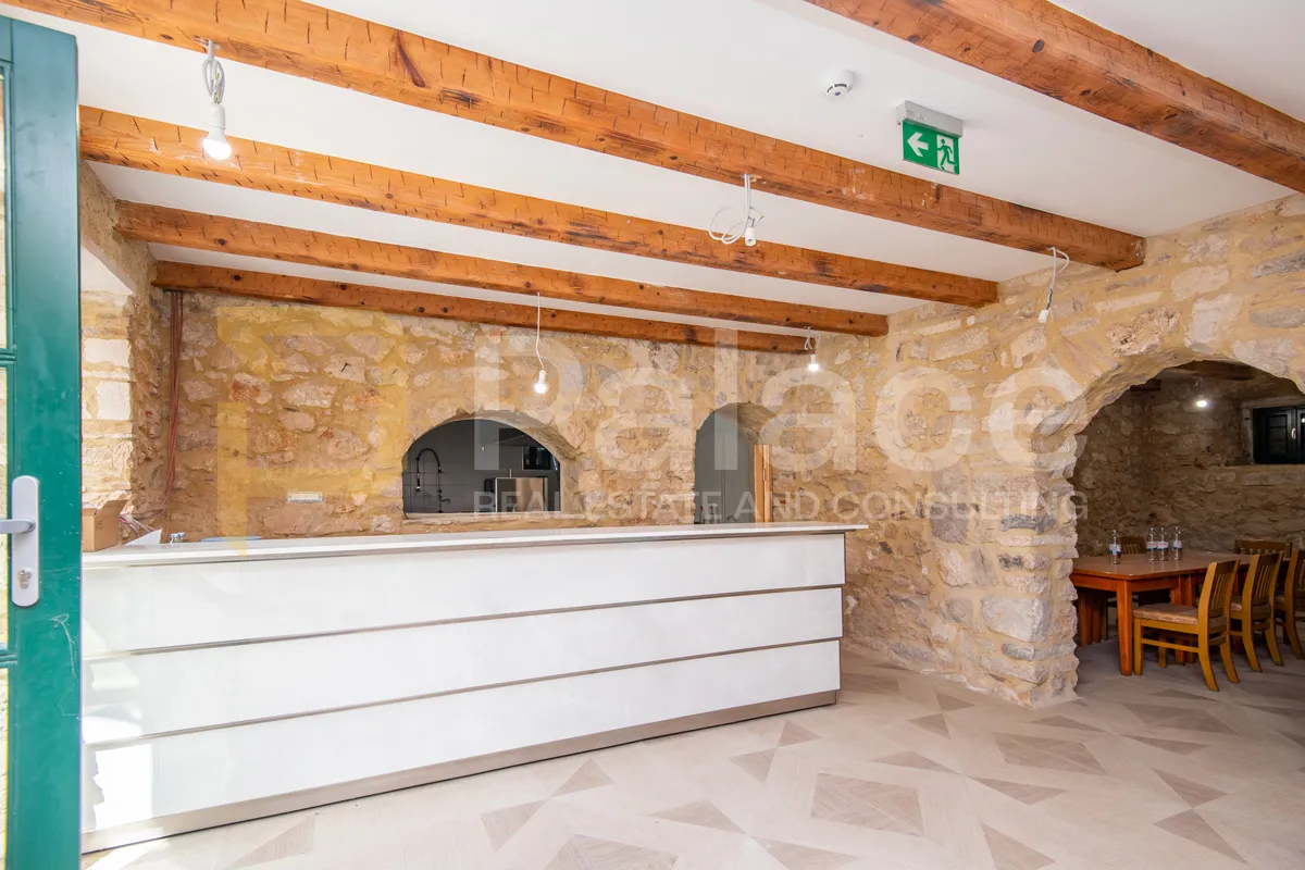 novouređeni i opremljeni hotel u skradinu 812 m2 - slika 22