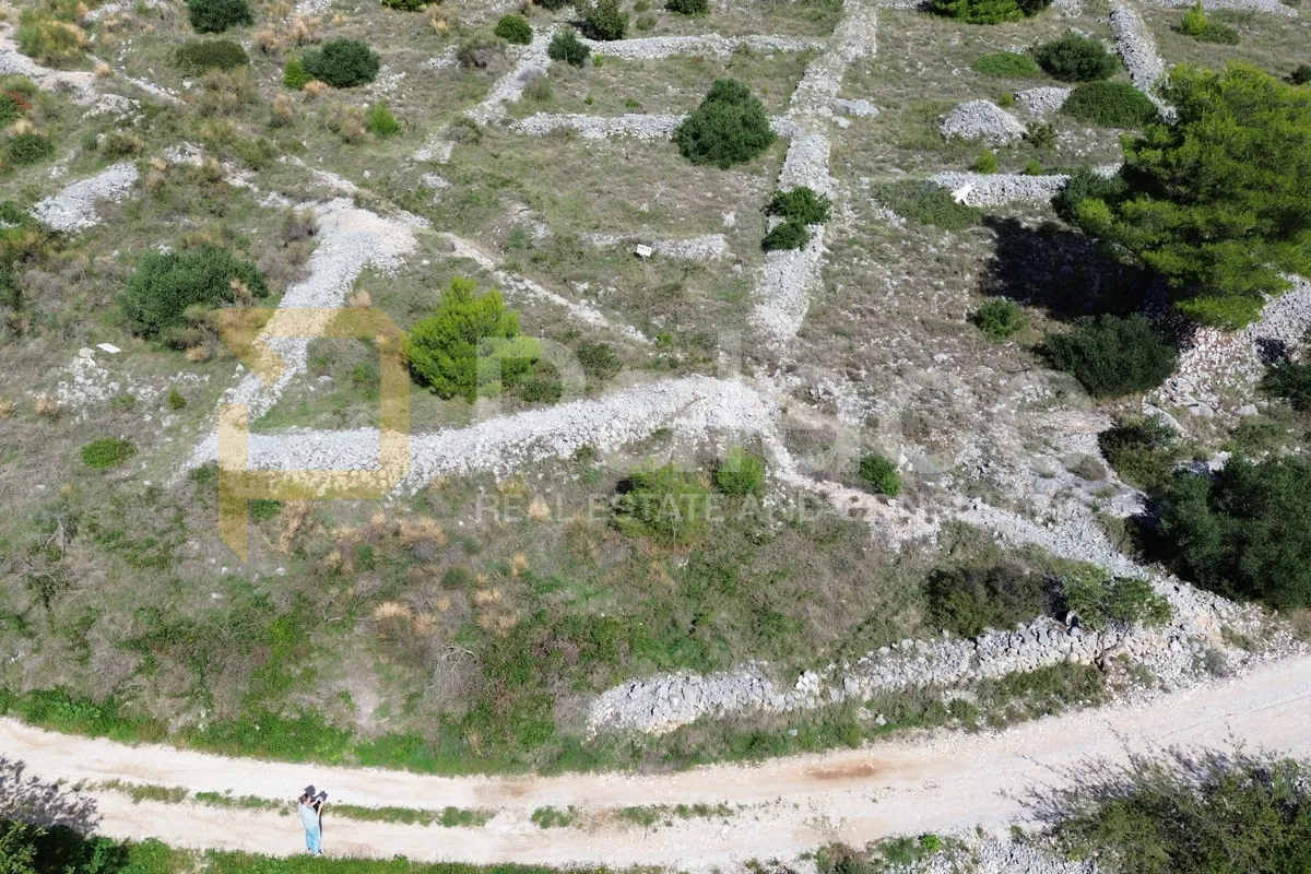 građevinski teren samo 100 m od mora, žaborić-jasenovo, 3170 m2 - slika 7