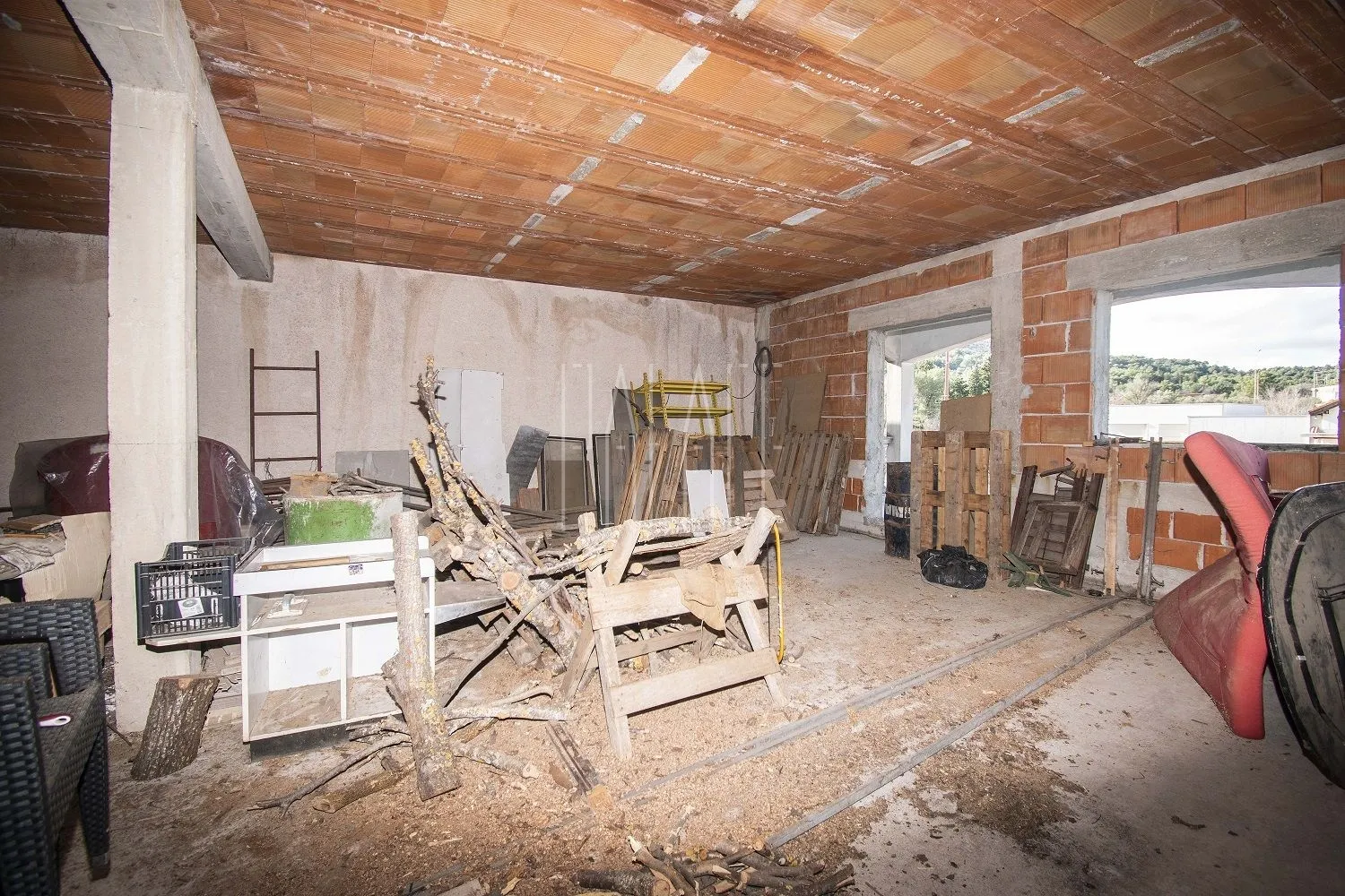 kuća s 5 poslovnih prostora i 3 stana, bilice kod šibenika, 510.00 m2 - slika 18