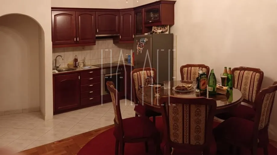 komforan četverosoban stan: split, 148.00 m² - slika 11