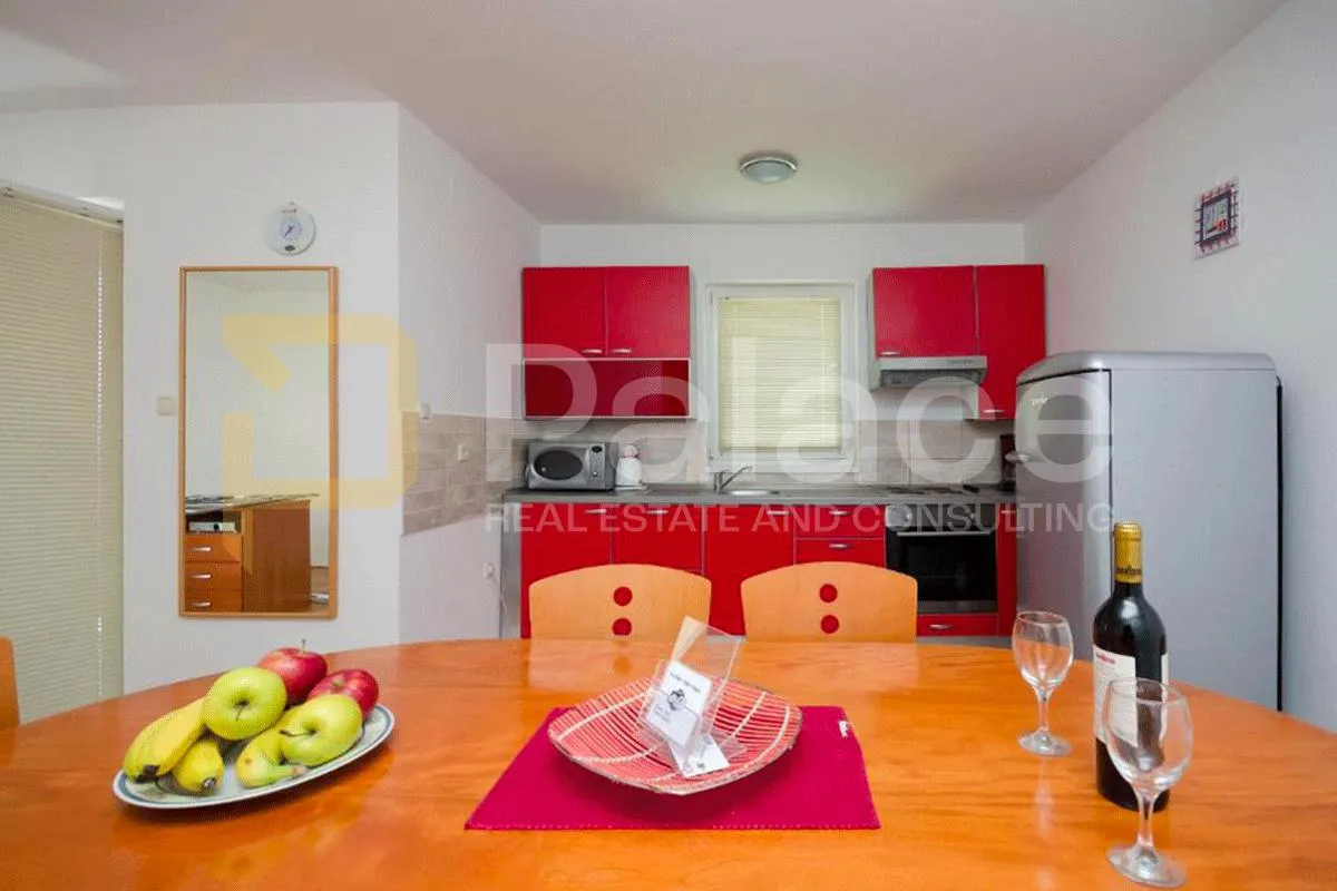 uhodani turistički objekt s 6 apartmana u malinskoj, otok krk - slika 17