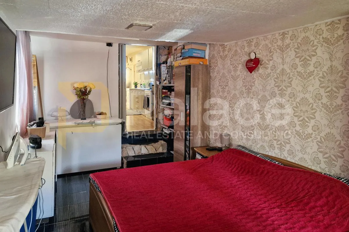 obnovljena kuća s okućnicom, trokut – novi zagreb, 78 m² - slika 9