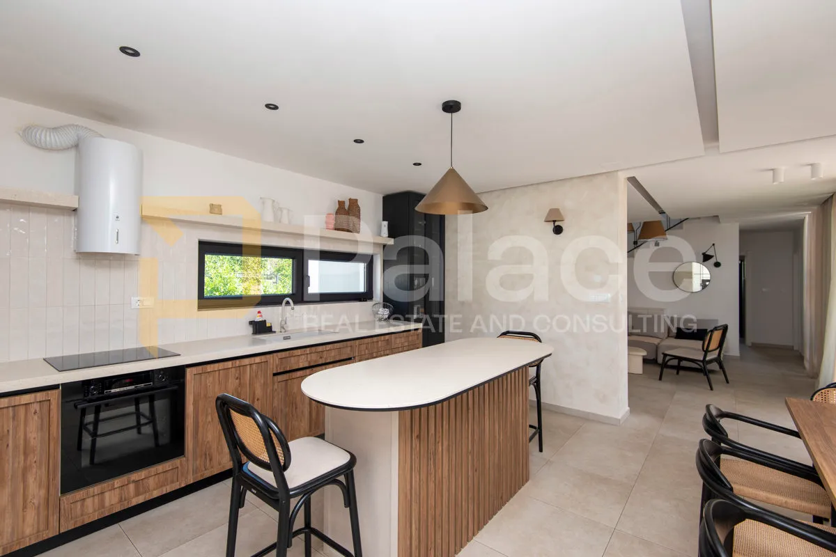luksuzna vila 210m2 - prvi red do jezera - bilice - slika 9