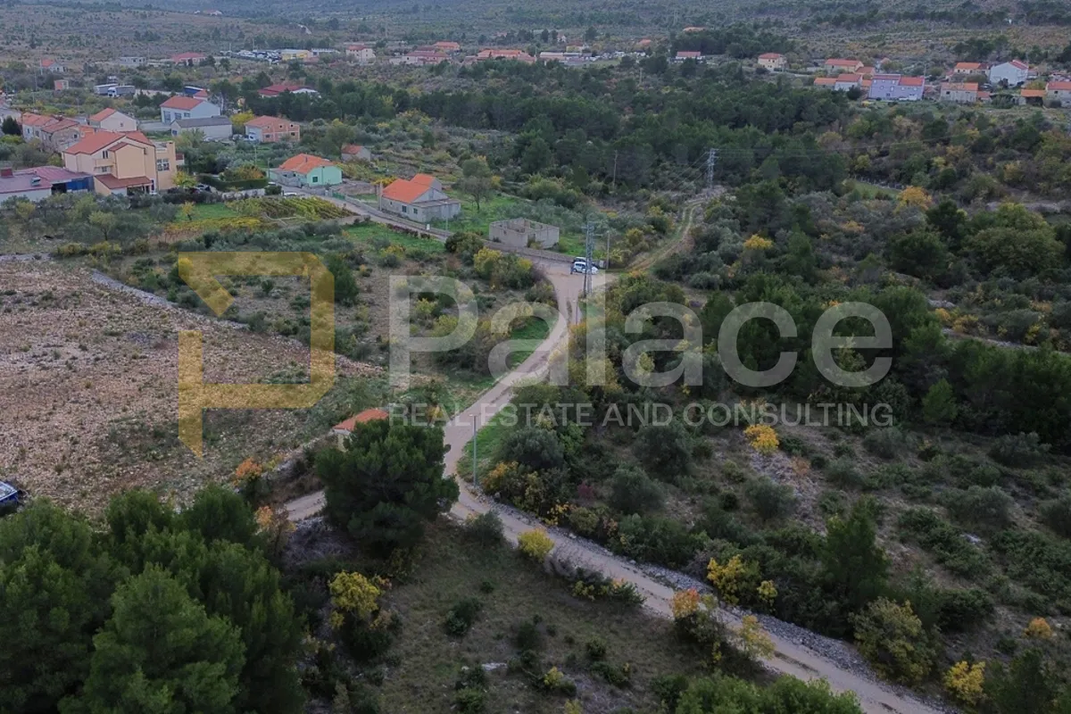 građevinsko zemljište stambene namjene na mirnoj lokaciji - bilice - slika 6