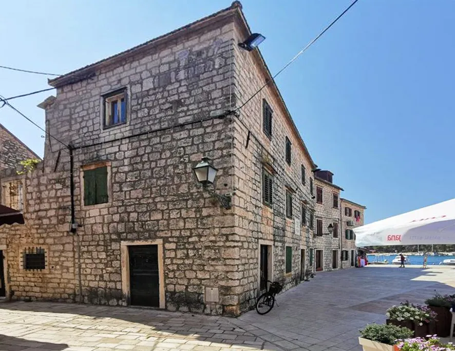 kamena kuća u povijesnoj jezgri staroga grada na hvaru, 599.00 m² - slika 4