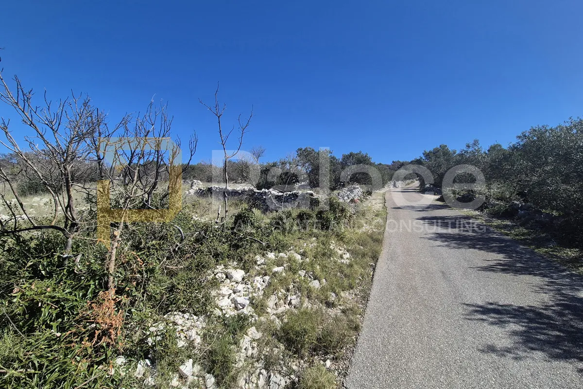 poljoprivredno zemljište u primoštenu 4 584 m2 - slika 2