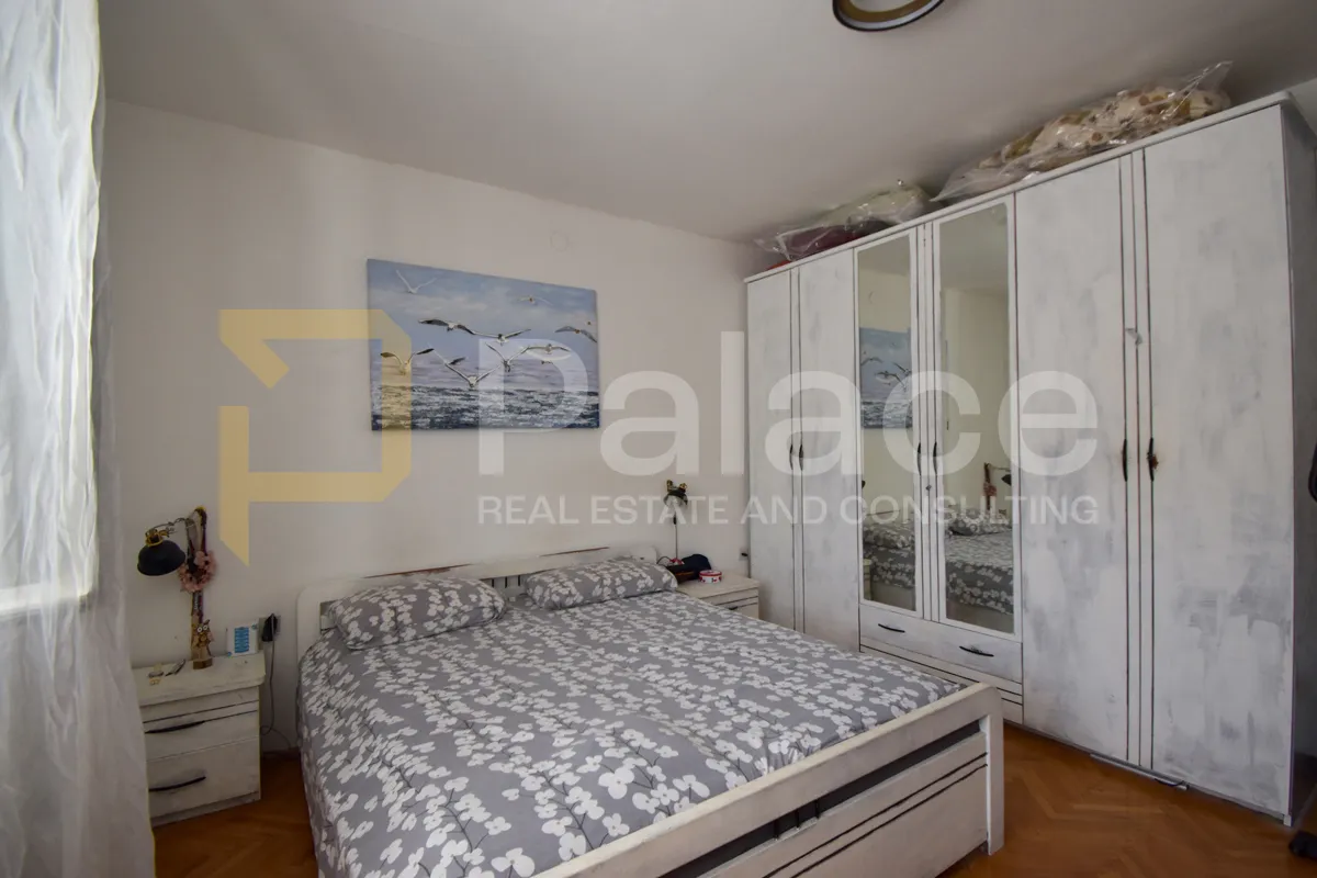 osunčani prostrani stan, 96 m2, split - slika 10