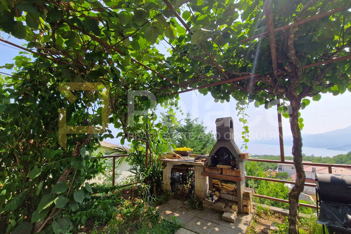 dvoetažni stan s pogledom na more i dodatnim stanom, kastav, 208,44m² - slika 27