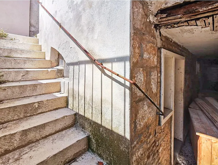 kamena kuća u povijesnoj jezgri staroga grada na hvaru, 599.00 m² - slika 13
