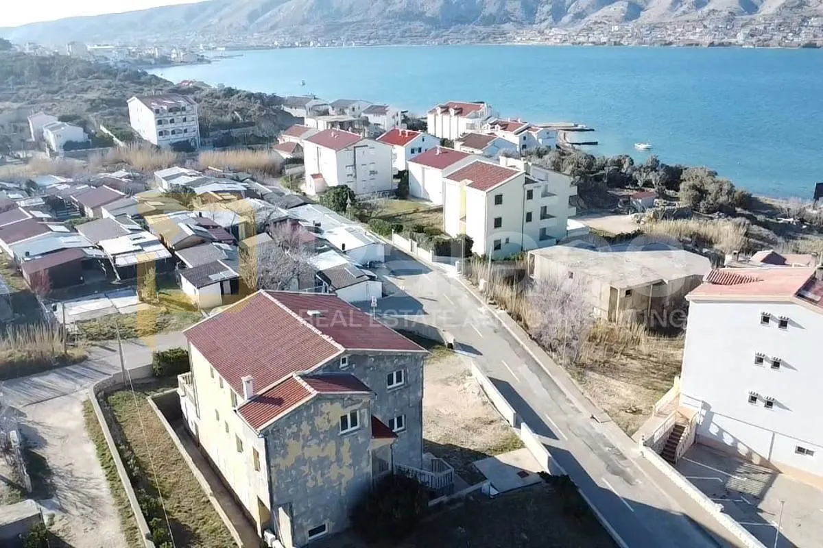 pag: na prodaju predivno zemljište u centru paga - slika 7