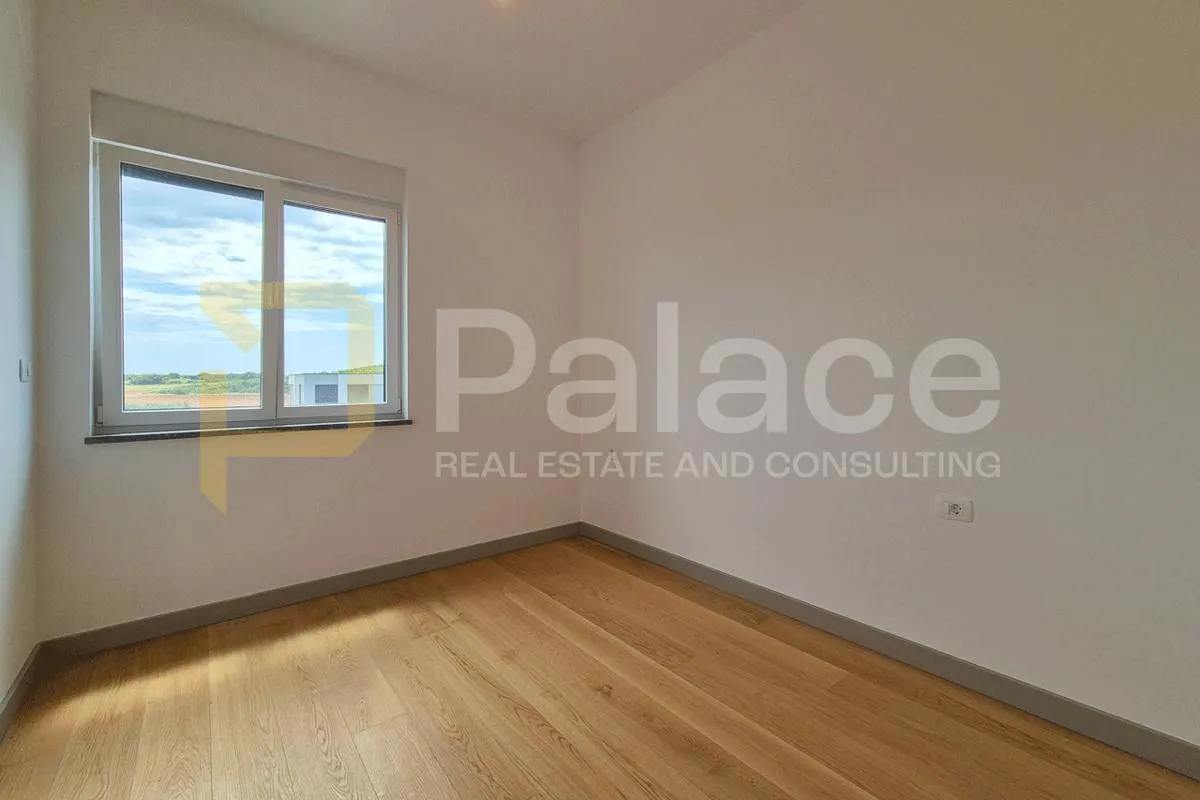 penthouse u pomeru s pogledom na more i 2 parkirna mjesta - slika 5