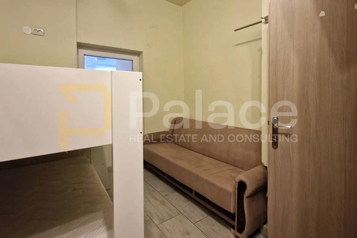 kuća s tri stana i velikom krovnom terasom - sveti kuzam, 181,08 m² - slika 14