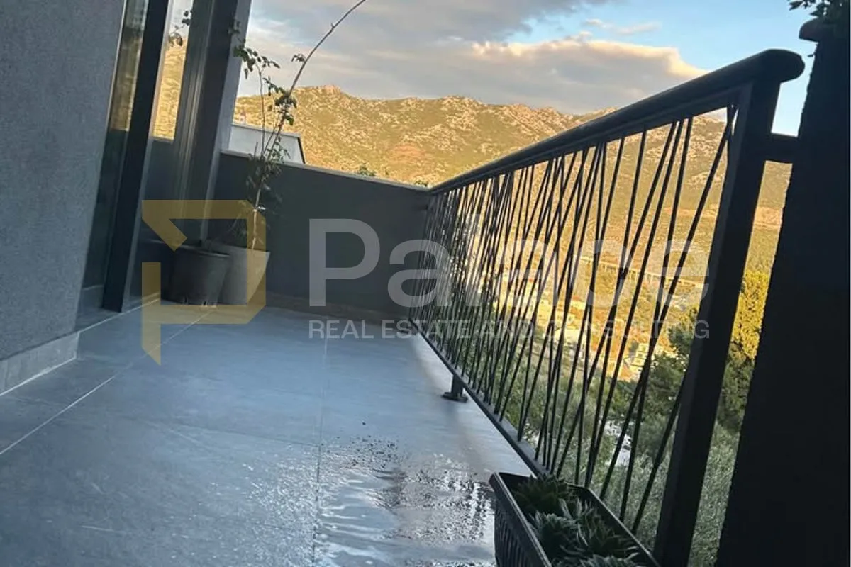 novouređen stan 107 m² + konoba, pogled na more, klis - slika 9
