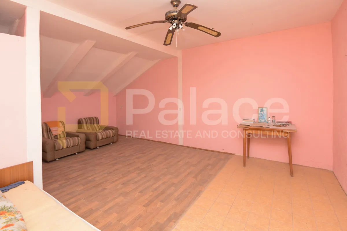 kuća s okućnicom i pogledom na more: brodarica, 572.00 m2 - slika 23